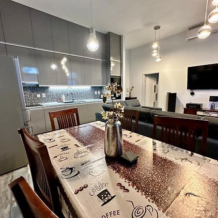 Royal City Centre Apartment โปปรัด ภายนอก รูปภาพ