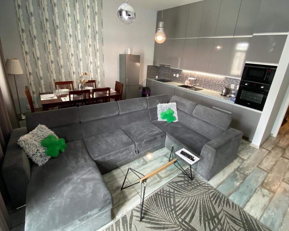 Royal City Centre Apartment โปปรัด ภายนอก รูปภาพ