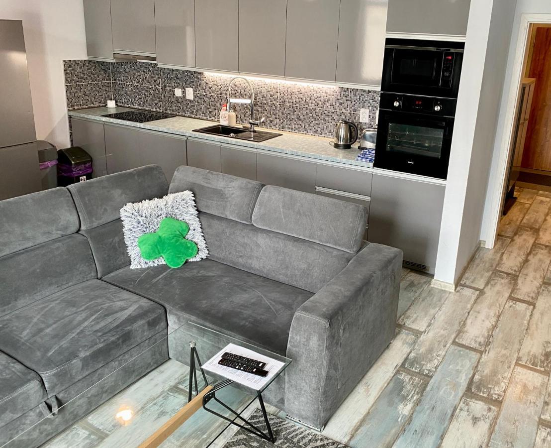 Royal City Centre Apartment โปปรัด ภายนอก รูปภาพ