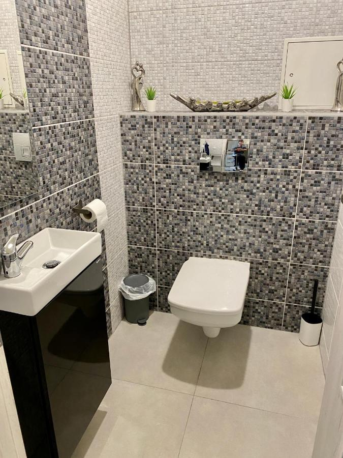 Royal City Centre Apartment โปปรัด ภายนอก รูปภาพ