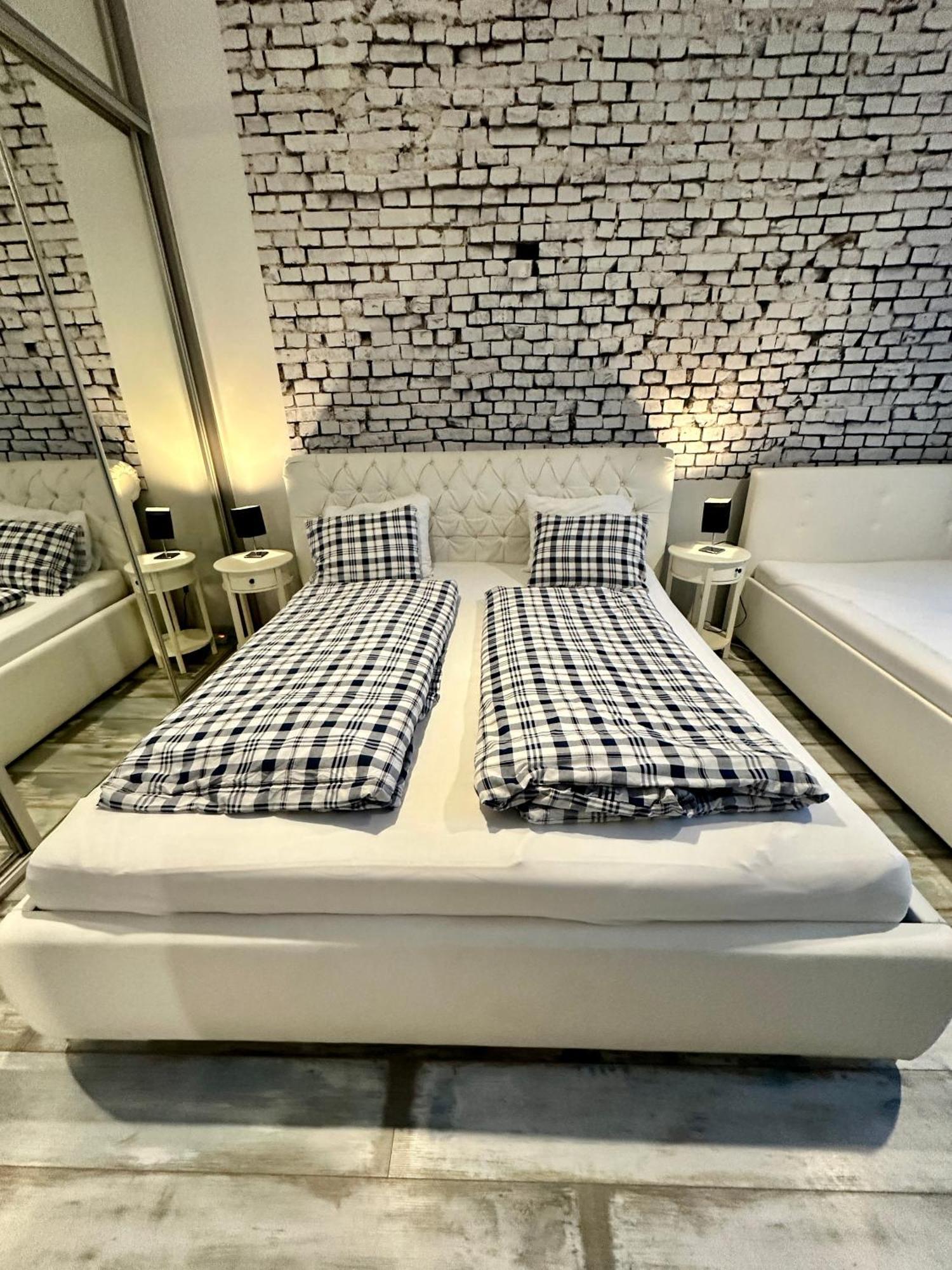 Royal City Centre Apartment โปปรัด ภายนอก รูปภาพ