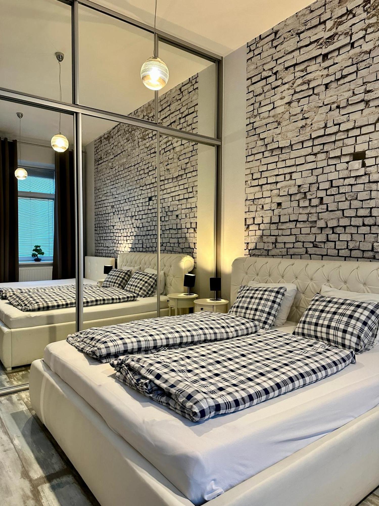 Royal City Centre Apartment โปปรัด ภายนอก รูปภาพ