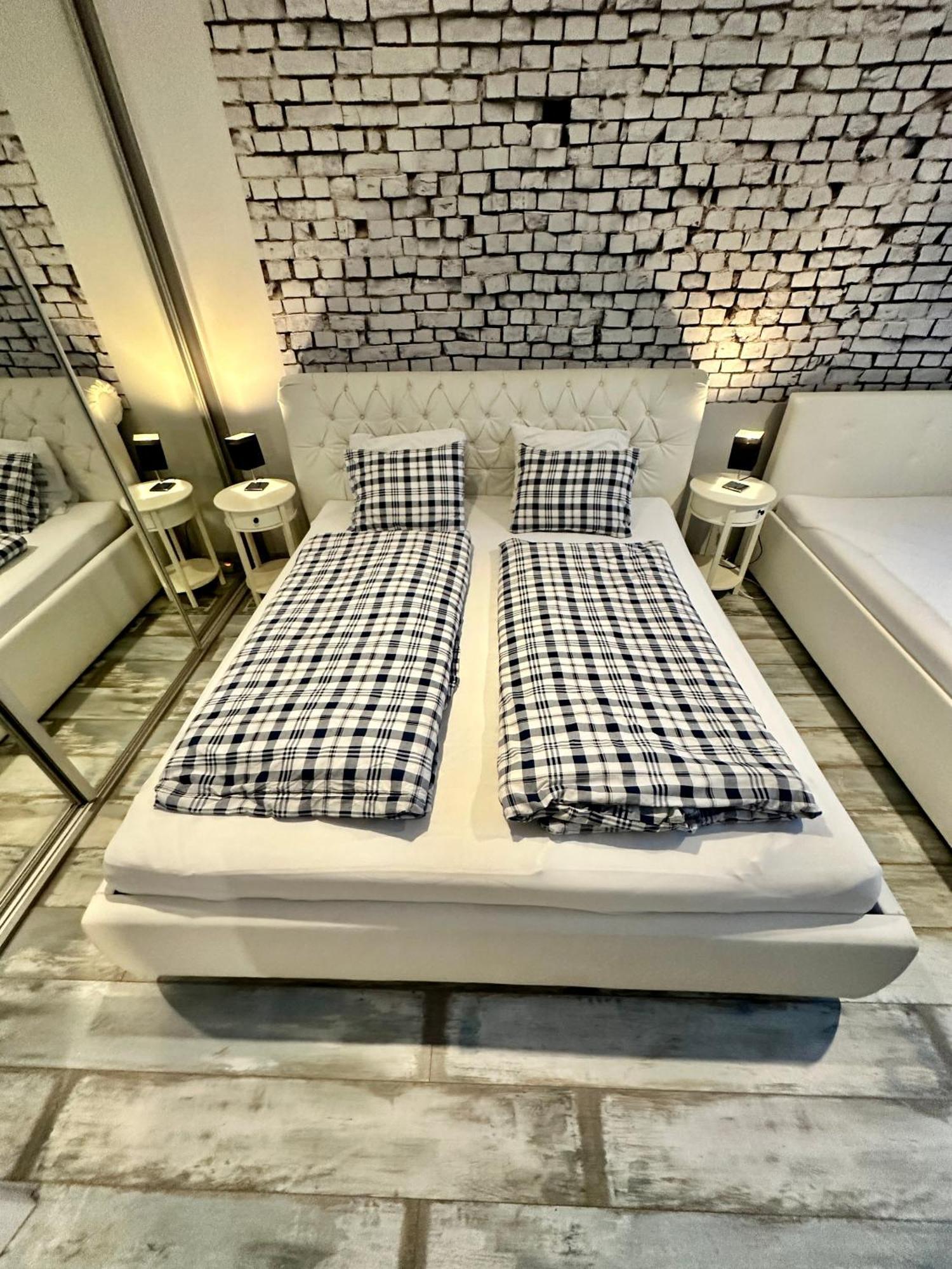 Royal City Centre Apartment โปปรัด ภายนอก รูปภาพ